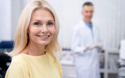 top-secrets-to-a-bright-smile-village-dental-400x250-1 (1)